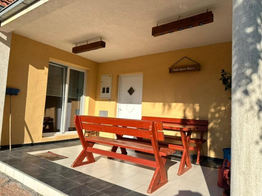Gazdinstvo Tadic Casa de hóspedes Nikšić Exterior foto