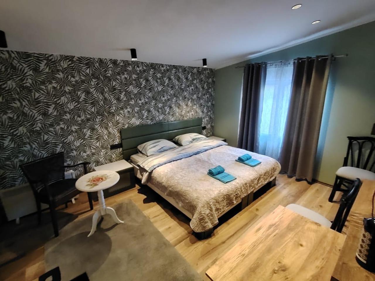 Gazdinstvo Tadic Casa de hóspedes Nikšić Exterior foto