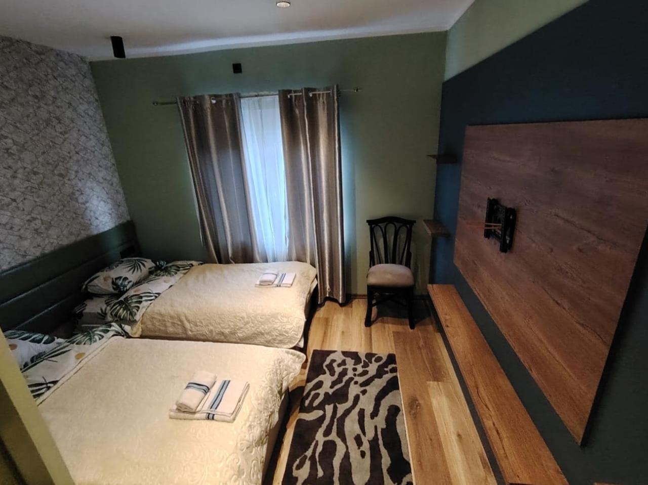 Gazdinstvo Tadic Casa de hóspedes Nikšić Exterior foto